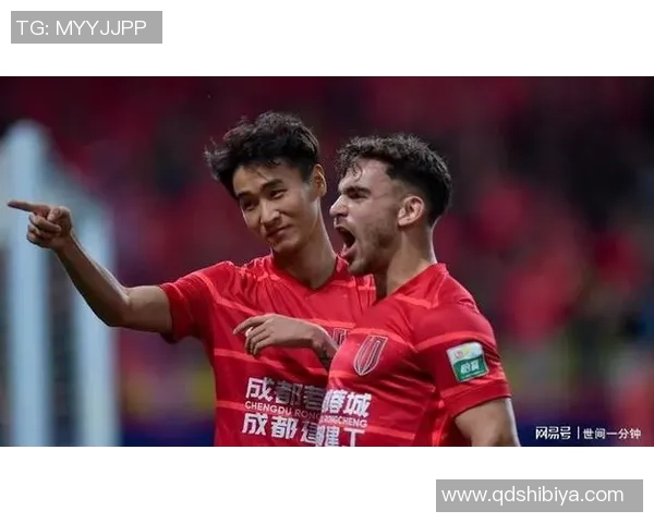 成都足球队强势领跑锦标赛积分榜总分高达92分展现冠军实力 成都足球队强势领跑锦标赛积分榜总分高达92分展现冠军实力