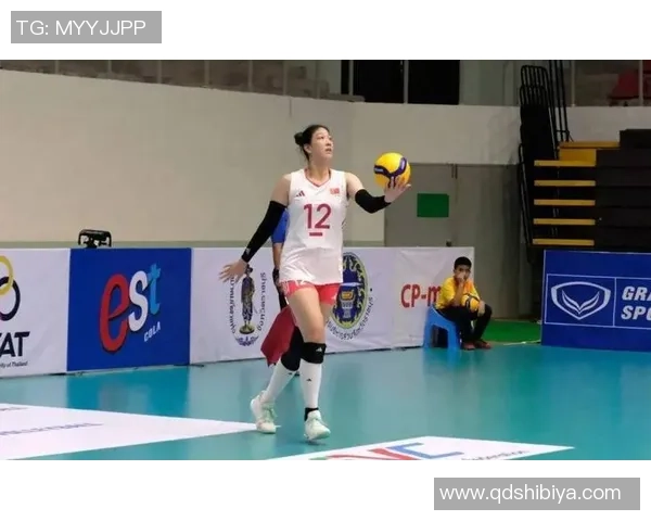 杭州排球队配合默契再创新高助力球队在全国赛场上崭露头角 杭州排球队配合默契再创新高助力球队在全国赛场上崭露头角